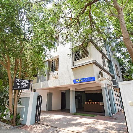Fabhotel Skylight Studio Rooms - Nr Mcf Camp Pune Ngoại thất bức ảnh