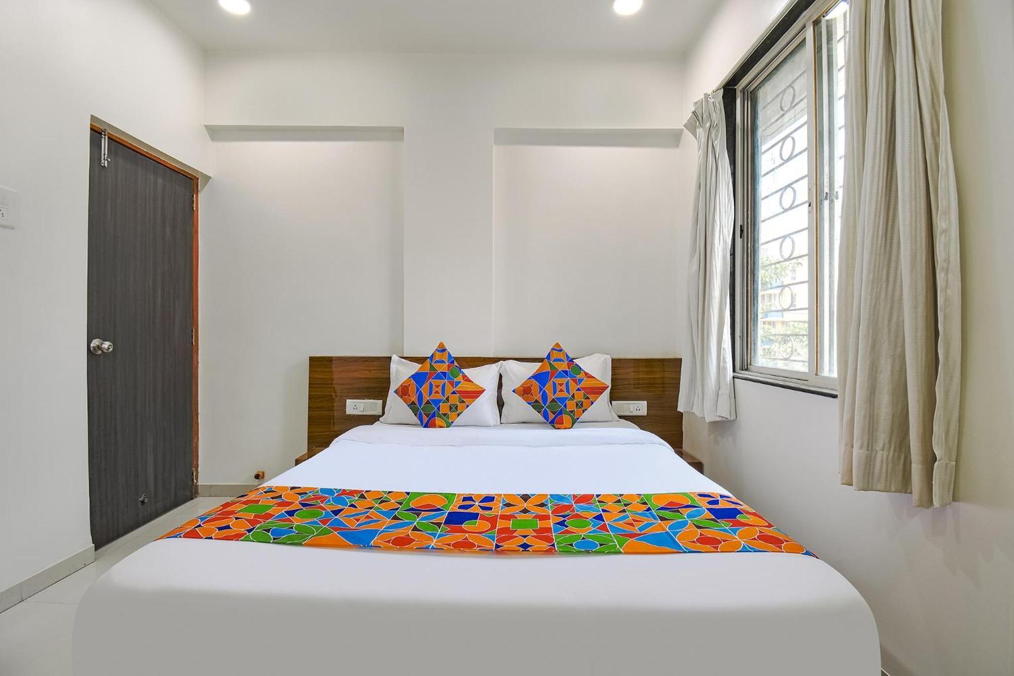 Fabhotel Skylight Studio Rooms - Nr Mcf Camp Pune Ngoại thất bức ảnh