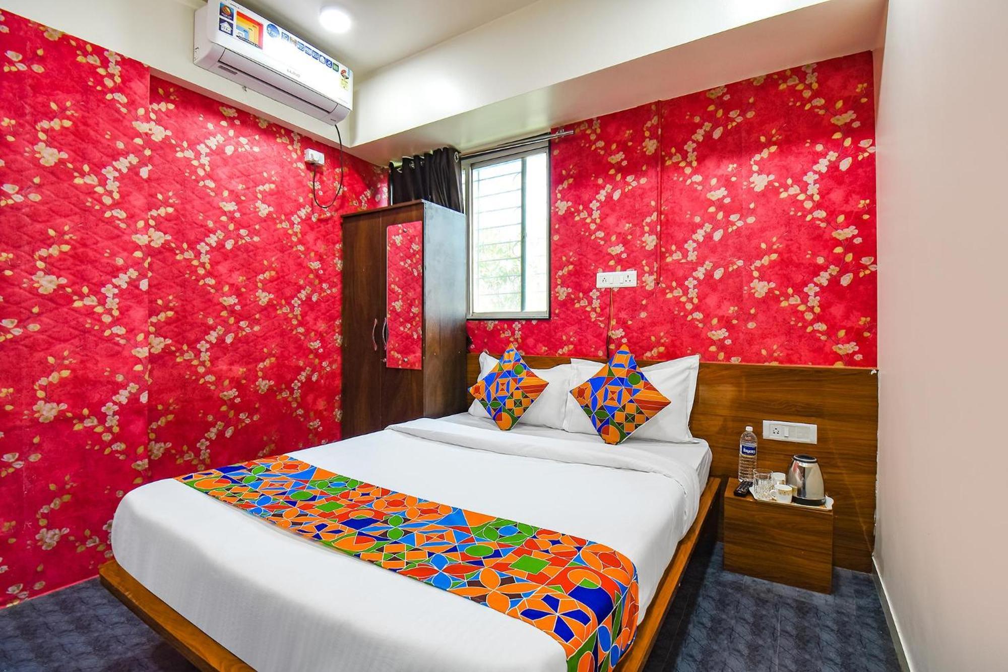Fabhotel Skylight Studio Rooms - Nr Mcf Camp Pune Ngoại thất bức ảnh