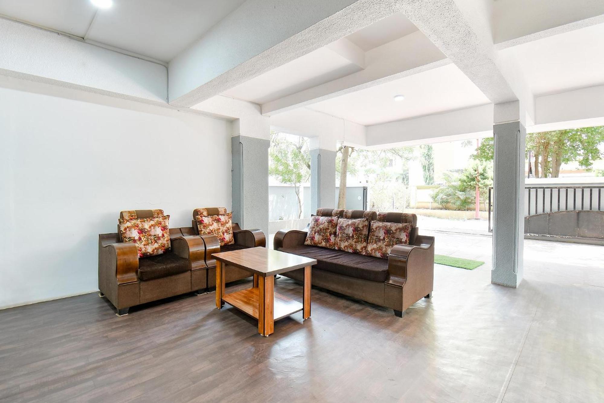 Fabhotel Skylight Studio Rooms - Nr Mcf Camp Pune Ngoại thất bức ảnh