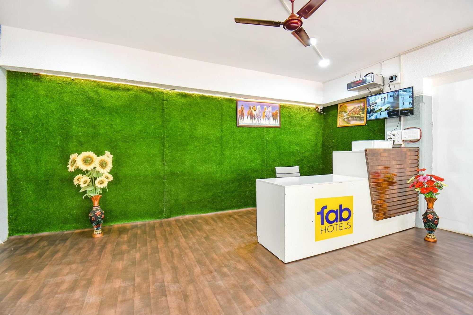 Fabhotel Skylight Studio Rooms - Nr Mcf Camp Pune Ngoại thất bức ảnh
