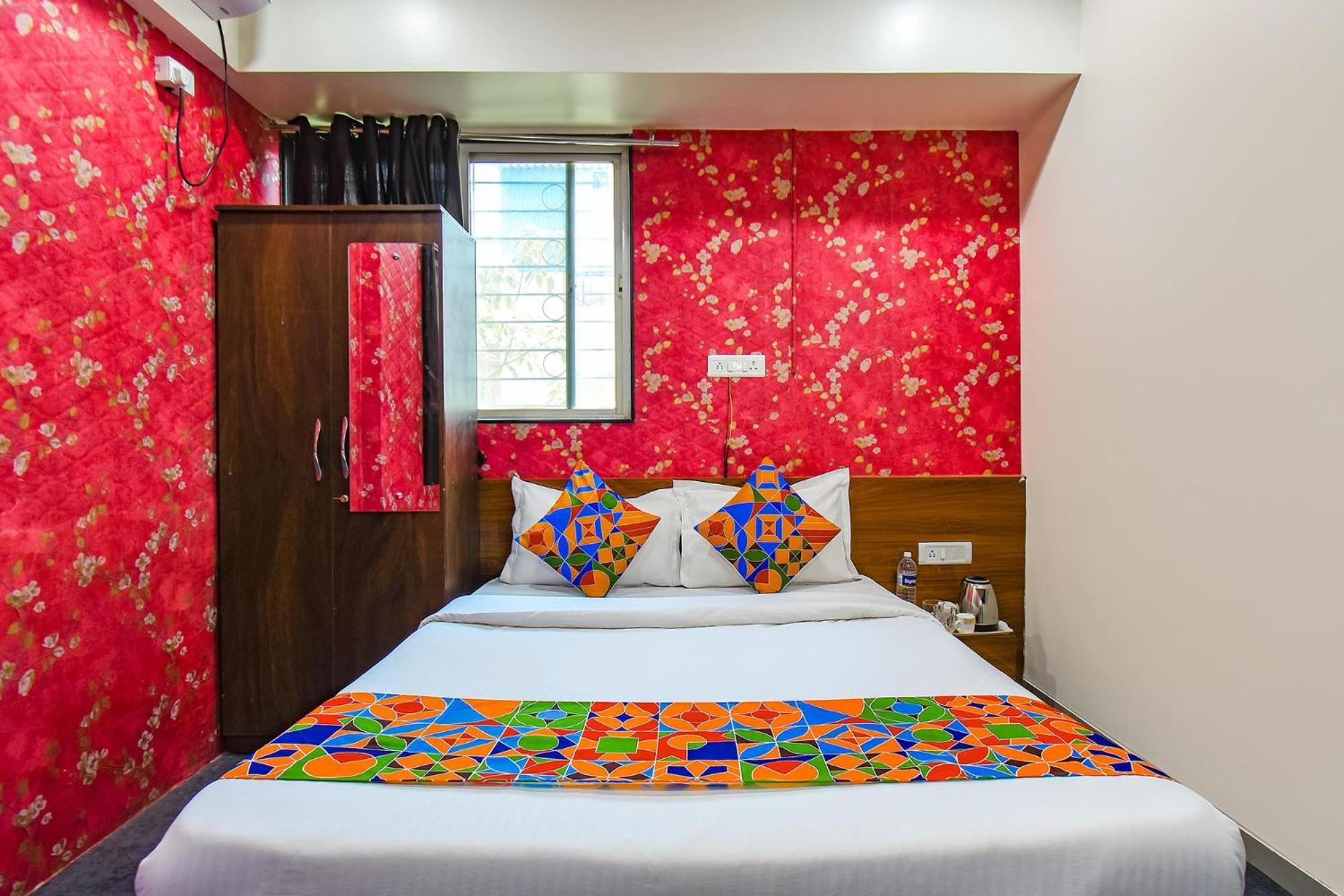 Fabhotel Skylight Studio Rooms - Nr Mcf Camp Pune Ngoại thất bức ảnh