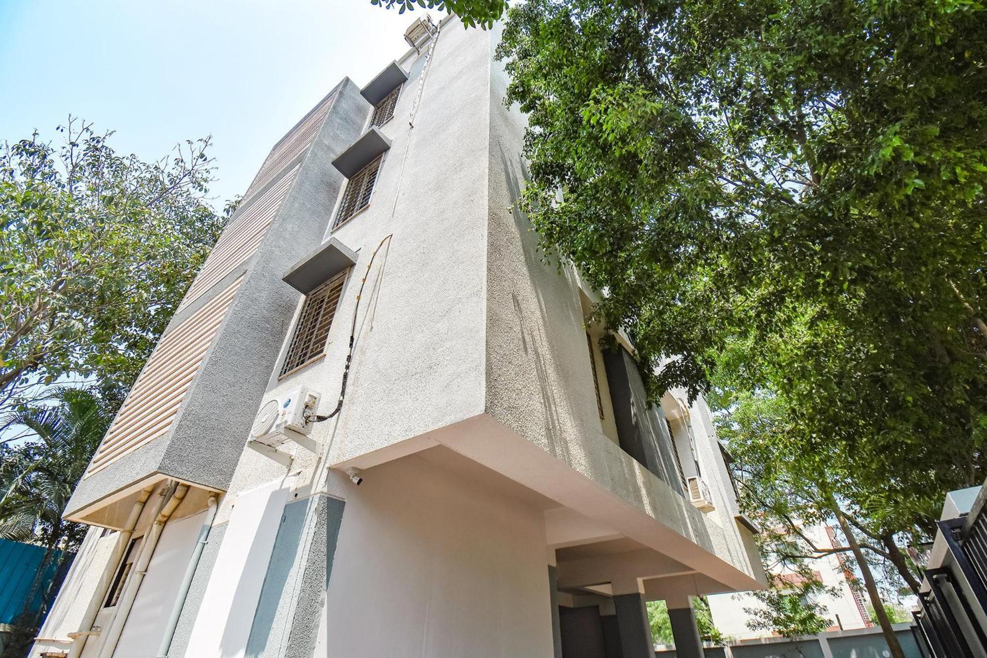 Fabhotel Skylight Studio Rooms - Nr Mcf Camp Pune Ngoại thất bức ảnh